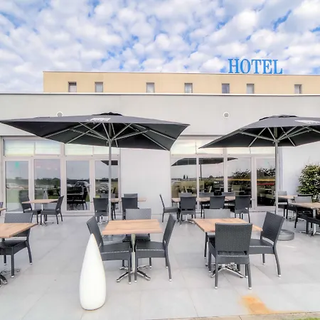 Hotel-restaurant Horizon Ath-lessines 酒店 吉斯朗恩
